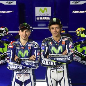 Jorge-Lorenzo-and-Valentino-Rossi-2015-MotoGP-3