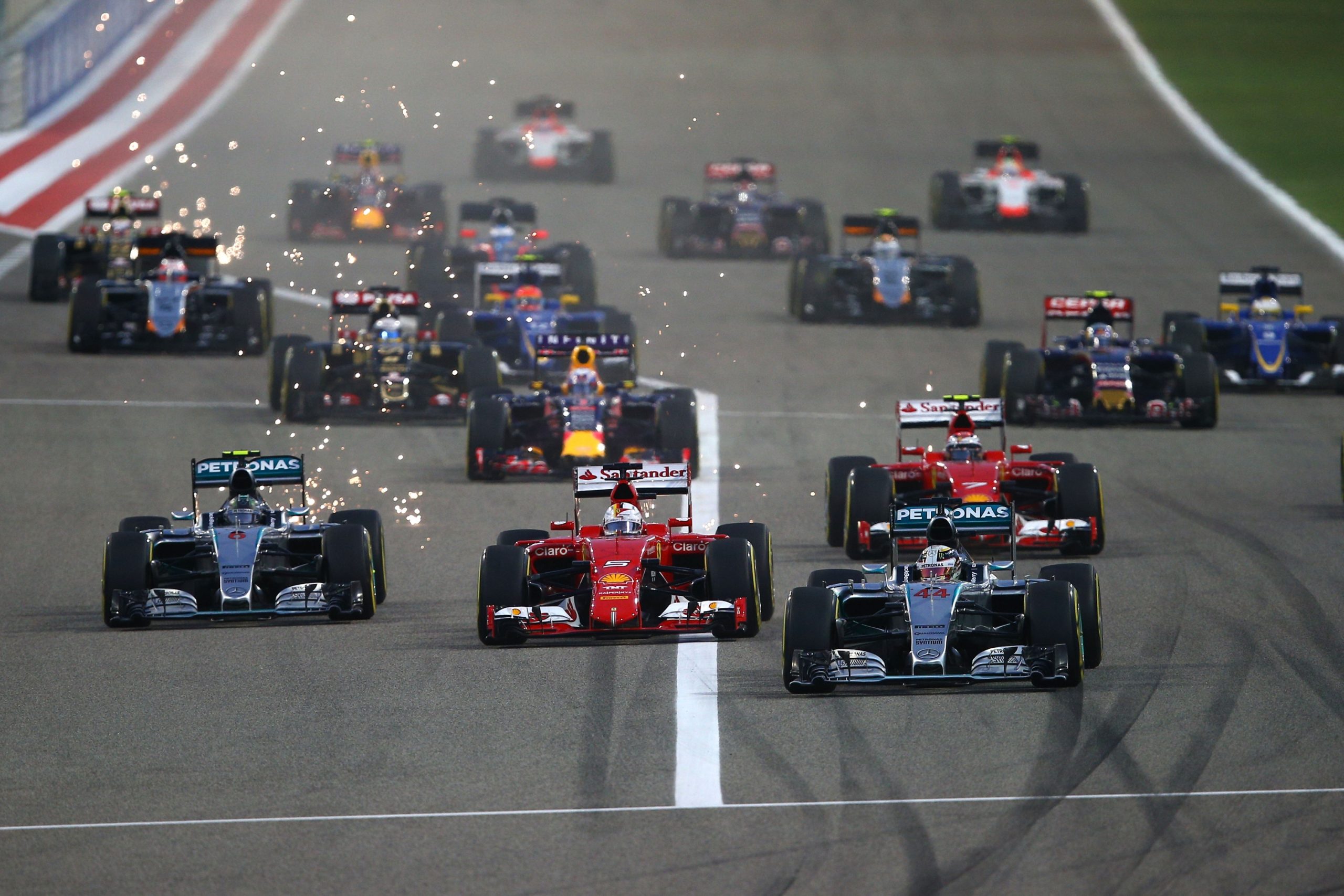 Formula One: Hamilton hits home-run after Bahrain victory, RTR Sports