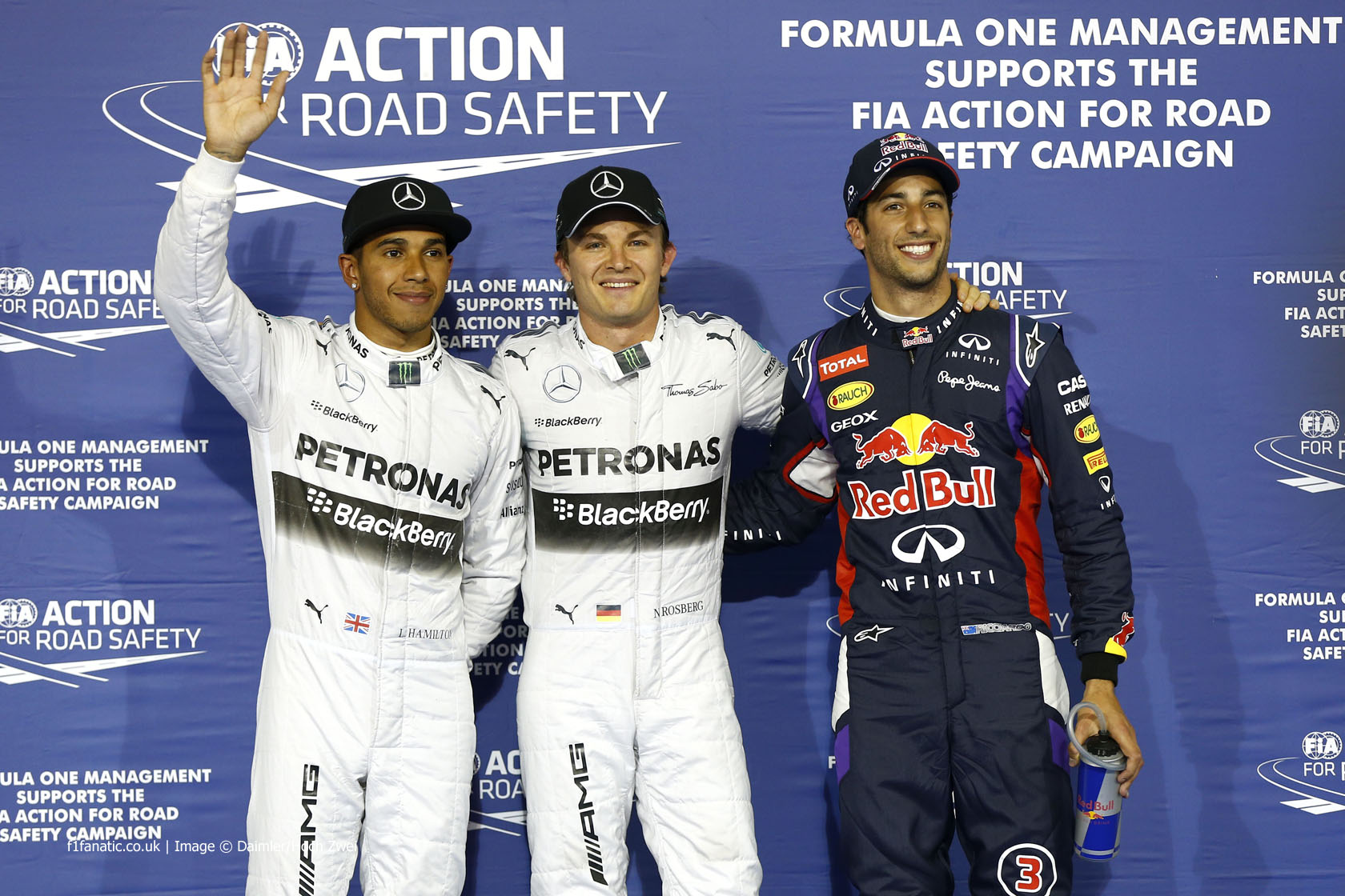 Lewis Hamilton, Nico Rosberg, Daniel Ricciardo, Bahrain International Circuit, 2014