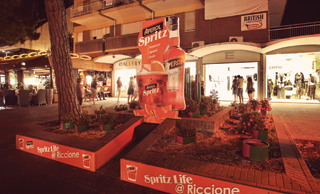 aperol aperol spritz attivazione sponsorizzazione